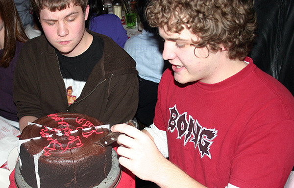 Cutting Cake